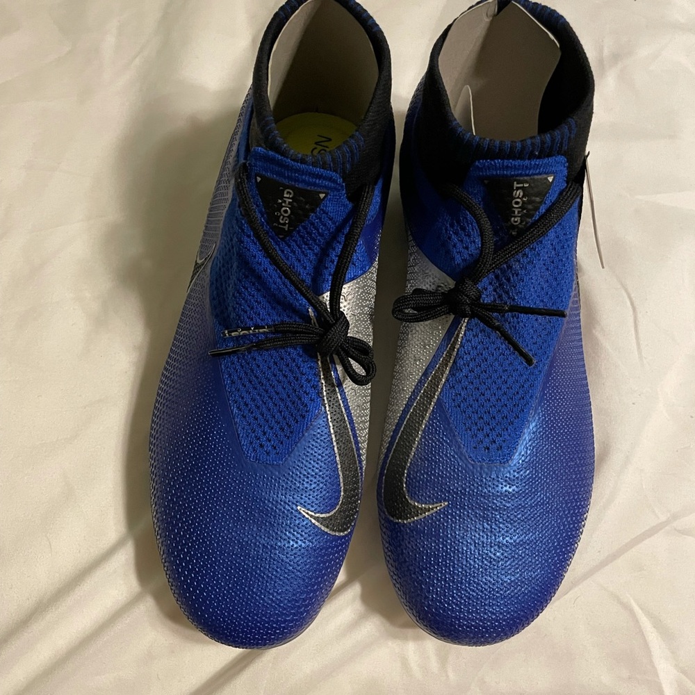 Blue NIKE Ghost Lace Phantoms ACC FLYKNIT Soccer Cleats. Size 6.